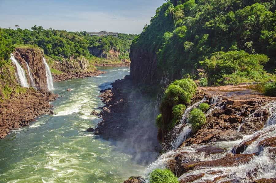 Igua?u Falls, between Brazil and Argentina.